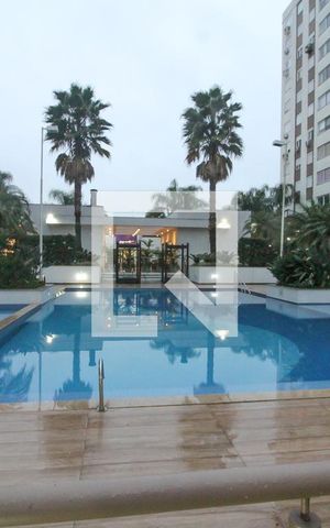 Apartamento à venda com 68m², 2 quartos e 1 vagaÁrea comum