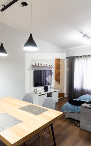 Casa para alugar com 150m², 2 quartos e 2 vagas Casa para alugar com 150m², 2 quartos e 2 vagasSala