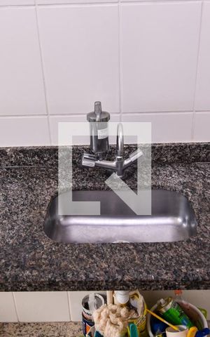 Apartamento à venda com 64m², 2 quartos e sem vaga Apartamento à venda com 64m², 2 quartos e sem vagaCozinha