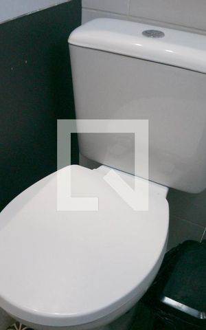 Apartamento à venda com 46m², 2 quartos e 1 vagaBanheiro Social