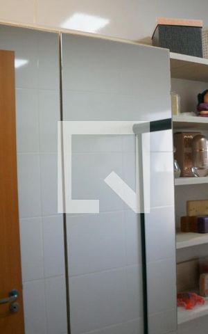 Apartamento à venda com 46m², 2 quartos e 1 vagaBanheiro Social