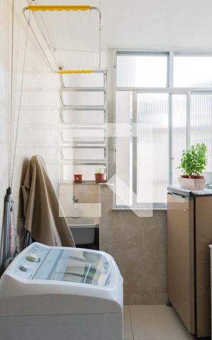 Apartamento à venda com 120m², 3 quartos e 1 vagaÁrea de Serviço