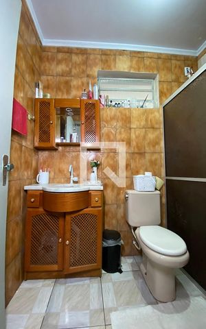 Casa à venda com 210m², 6 quartos e 2 vagasBanheiro