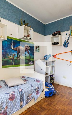 Casa à venda com 205m², 4 quartos e 2 vagas Casa à venda com 205m², 4 quartos e 2 vagasQuarto 2