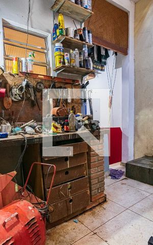 Casa à venda com 205m², 4 quartos e 2 vagas Casa à venda com 205m², 4 quartos e 2 vagasOficina