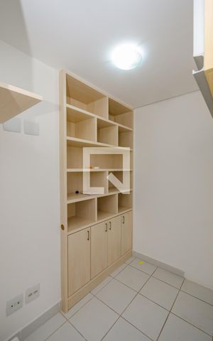 Apartamento para alugar com 150m², 3 quartos e 4 vagas Apartamento para alugar com 150m², 3 quartos e 4 vagasQuarto de Serviço