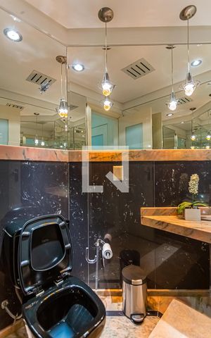 Apartamento à venda com 217m², 3 quartos e 4 vagas Apartamento à venda com 217m², 3 quartos e 4 vagasLavabo