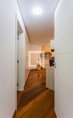 Apartamento à venda com 217m², 3 quartos e 4 vagas Apartamento à venda com 217m², 3 quartos e 4 vagasSuite 1
