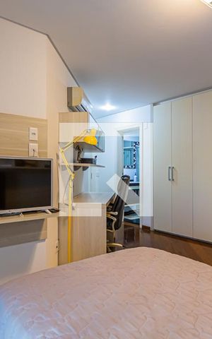 Apartamento à venda com 217m², 3 quartos e 4 vagas Apartamento à venda com 217m², 3 quartos e 4 vagasSuite 1