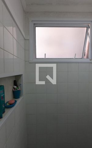 Apartamento à venda com 55m², 2 quartos e 1 vaga Apartamento à venda com 55m², 2 quartos e 1 vagaBanheiro da Suíte