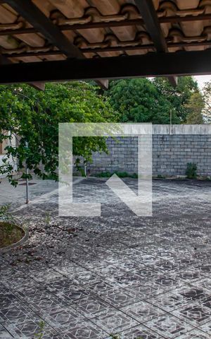 Casa à venda com 1000m², 8 quartos e 7 vagas Casa à venda com 1000m², 8 quartos e 7 vagasarea externa