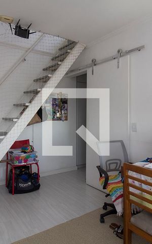 Apartamento à venda com 80m², 1 quarto e 2 vagas Apartamento à venda com 80m², 1 quarto e 2 vagasSala