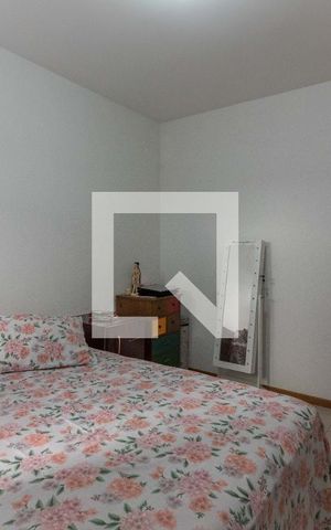 Apartamento à venda com 75m², 2 quartos e 2 vagas Apartamento à venda com 75m², 2 quartos e 2 vagasSuíte