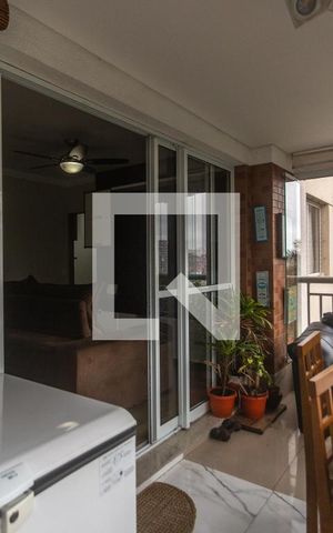 Apartamento à venda com 107m², 3 quartos e 2 vagas Apartamento à venda com 107m², 3 quartos e 2 vagasVaranda