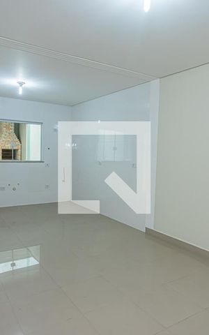 Casa à venda com 180m², 3 quartos e 3 vagas Casa à venda com 180m², 3 quartos e 3 vagasCozinha