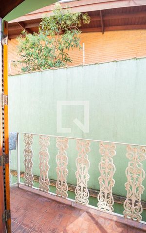 Casa à venda com 450m², 3 quartos e 10 vagas Casa à venda com 450m², 3 quartos e 10 vagasVaranda