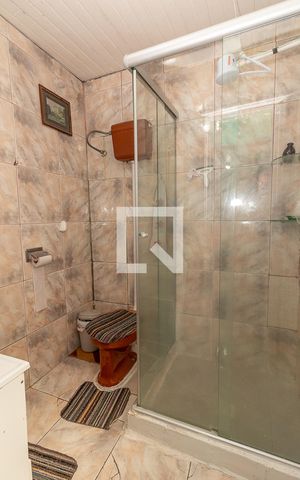 Casa à venda com 48m², 5 quartos e 1 vagaBanheiro