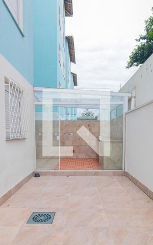 Apartamento à venda com 47m², 2 quartos e 1 vaga Apartamento à venda com 47m², 2 quartos e 1 vagaQuintal