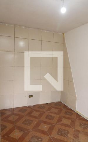 Casa para alugar com 25m², 1 quarto e sem vagaQuarto