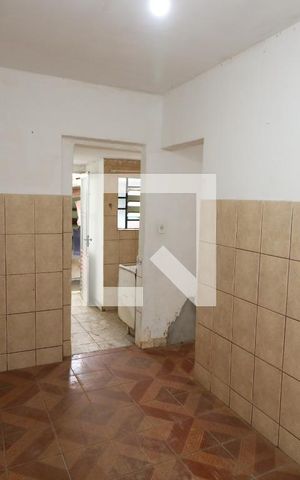 Casa para alugar com 25m², 1 quarto e sem vagaSala