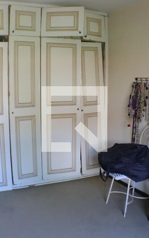 Casa à venda com 300m², 4 quartos e 4 vagasQuarto 4 - Suíte