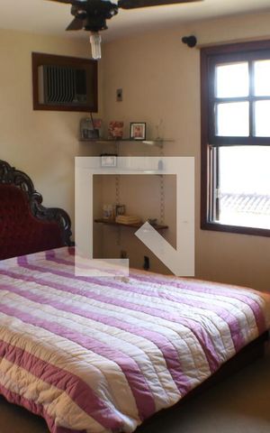 Casa à venda com 300m², 4 quartos e 4 vagasQuarto 3