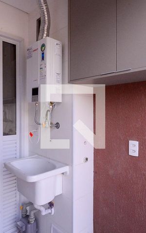 Apartamento para alugar com 55m², 2 quartos e 1 vaga Apartamento para alugar com 55m², 2 quartos e 1 vagaCozinha/Área de Serviço