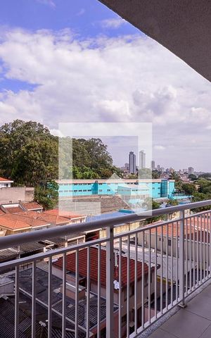 Apartamento para alugar com 55m², 2 quartos e 1 vaga Apartamento para alugar com 55m², 2 quartos e 1 vagaVaranda