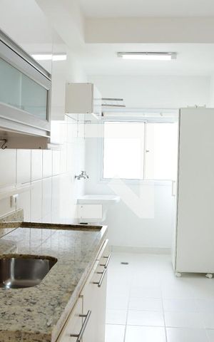 Apartamento para alugar com 55m², 2 quartos e 1 vagaCozinha e Área de Serviço