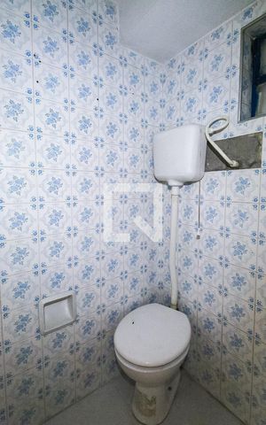 Casa à venda com 200m², 4 quartos e 4 vagasBanheiro de serviço