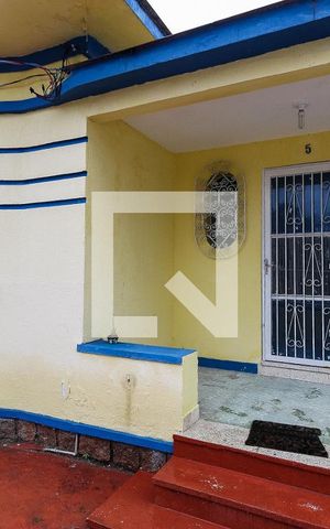 Casa à venda com 200m², 4 quartos e 4 vagasQuintal