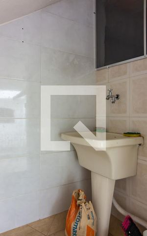 Casa para alugar com 120m², 4 quartos e sem vaga Casa para alugar com 120m², 4 quartos e sem vagaÁrea de Serviço