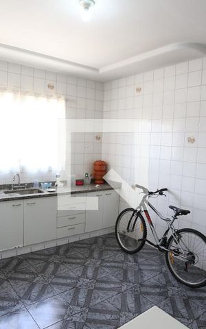 Casa à venda com 190m², 3 quartos e 4 vagasCozinha