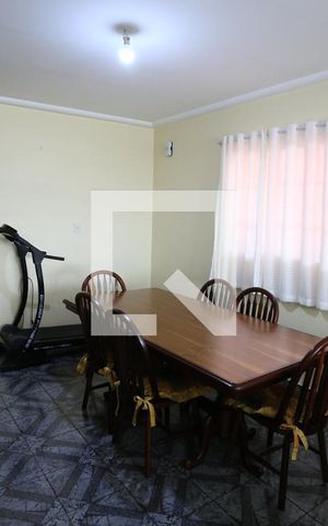 Casa à venda com 190m², 3 quartos e 4 vagasCopa