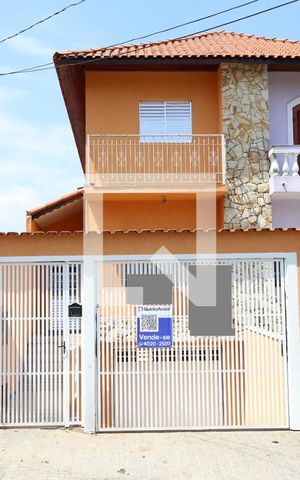 Casa à venda com 190m², 3 quartos e 4 vagasFachada