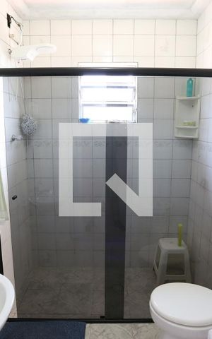 Casa à venda com 190m², 3 quartos e 4 vagasBanheiro da Suíte 2