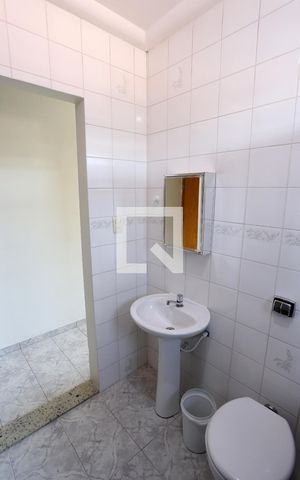 Casa à venda com 190m², 3 quartos e 4 vagasBanheiro da Suíte 1