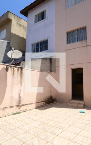 Casa à venda com 190m², 3 quartos e 4 vagasQuintal