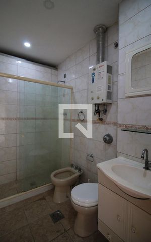 Apartamento para alugar com 115m², 3 quartos e 2 vagasBanheiro Social