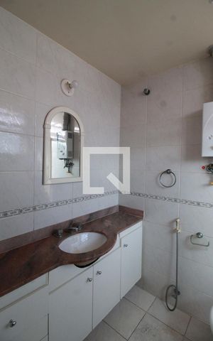 Apartamento para alugar com 115m², 3 quartos e 2 vagasBanheiro da Suíte