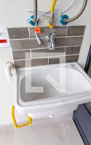Apartamento para alugar com 50m², 2 quartos e 1 vagaÁrea de Serviço
