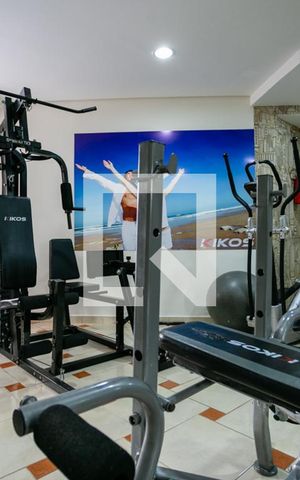 Apartamento à venda com 67m², 2 quartos e 2 vagas Apartamento à venda com 67m², 2 quartos e 2 vagasÁrea comum - Academia