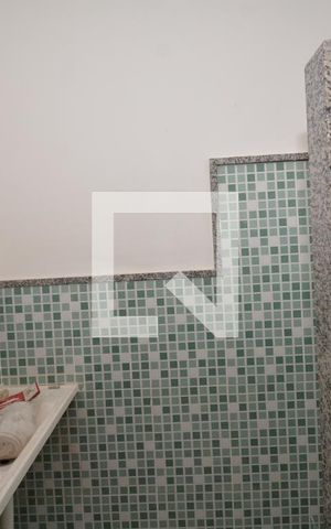 Casa para alugar com 60m², 2 quartos e sem vagaBanheiro