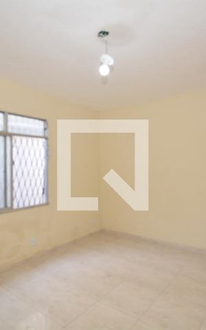 Casa para alugar com 60m², 2 quartos e sem vagaSala