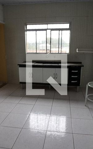 Casa à venda com 400m², 5 quartos e 3 vagas Casa à venda com 400m², 5 quartos e 3 vagasCasa 1 - Cozinha
