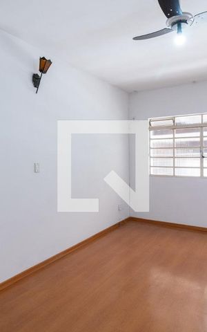 Casa para alugar com 84m², 2 quartos e 1 vagaSala