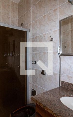 Casa para alugar com 84m², 2 quartos e 1 vagaBanheiro