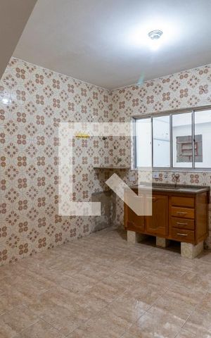 Casa para alugar com 84m², 2 quartos e 1 vagaCozinha