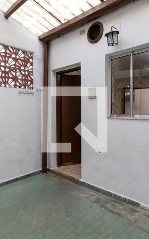 Casa para alugar com 84m², 2 quartos e 1 vagaÁrea de Serviço