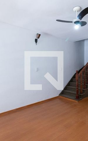 Casa para alugar com 84m², 2 quartos e 1 vagaSala